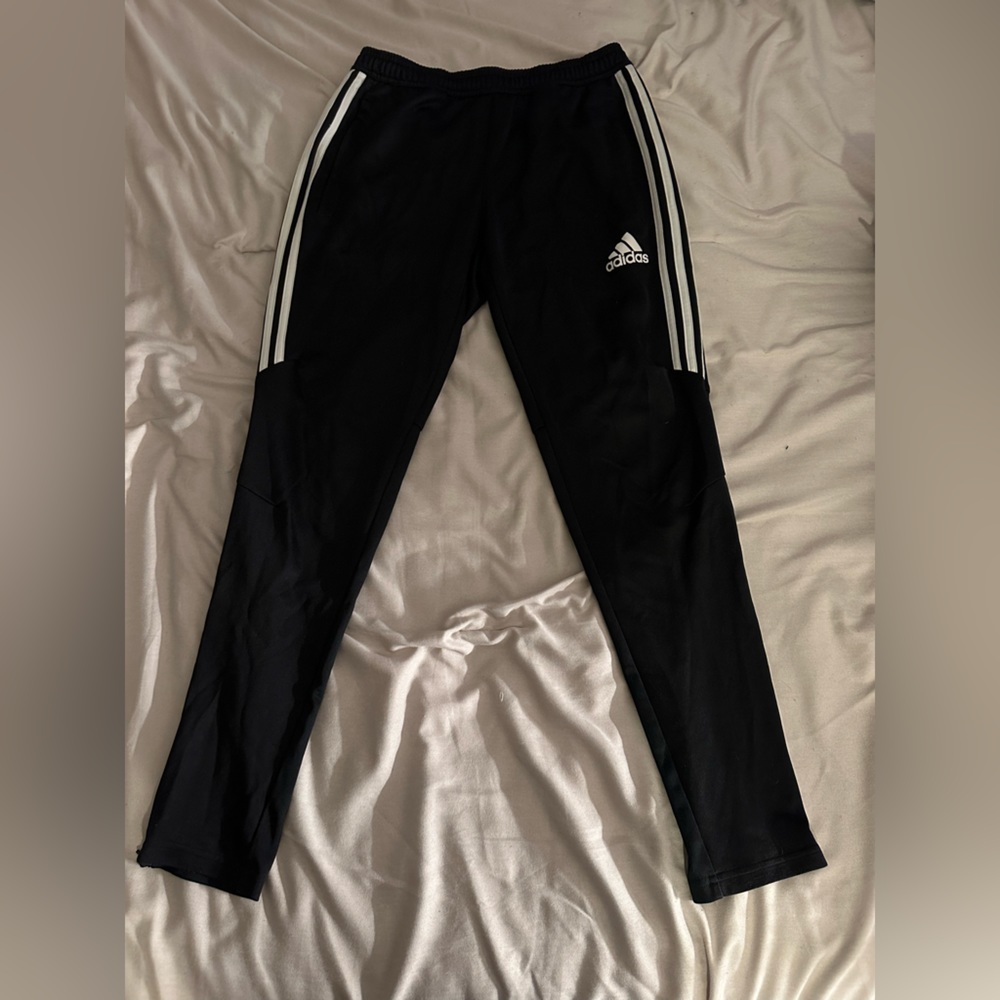 COPY - Adidas pants